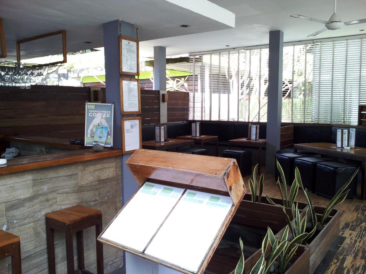 Javacove Beach Hotel Batukaras Экстерьер фото
